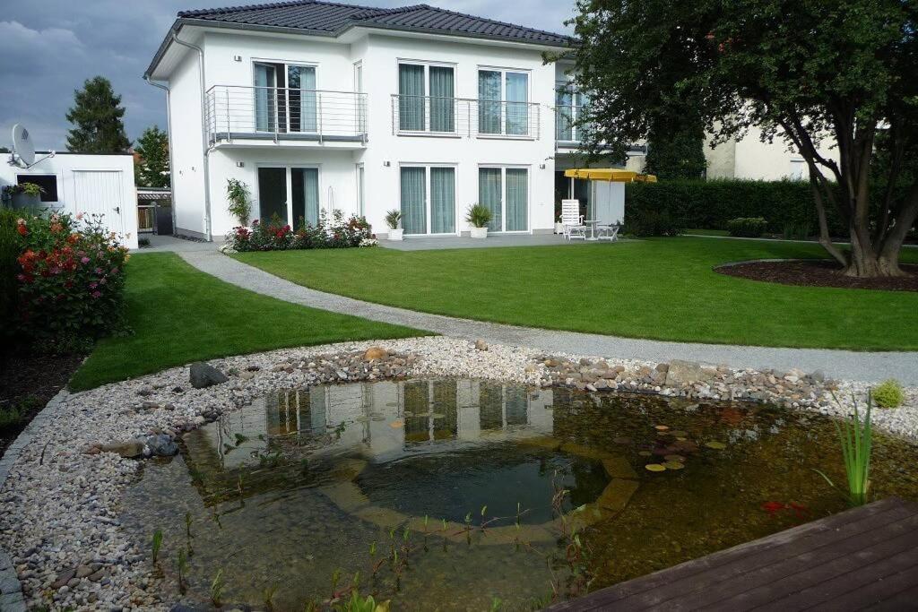 Grosszuegige,Zetrumsnahe Wohnung Dresden Exteriör bild